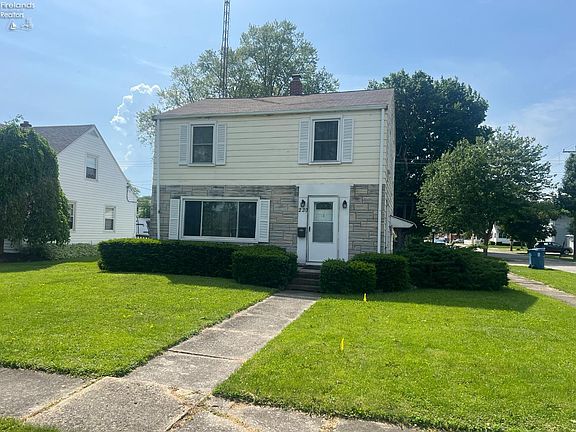 2nd image of 230 N Columbus Ave