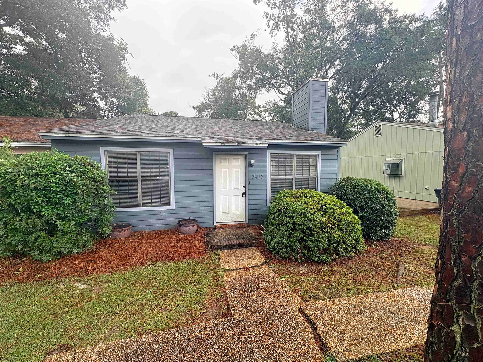 2 bed, 939 sqft, $1,350 — Photo 1