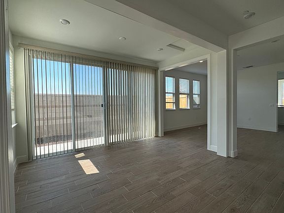 4th image of 5391 Mandevilla Ct