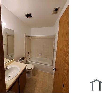 3rd image of 2696 Jennydiane Dr #4
