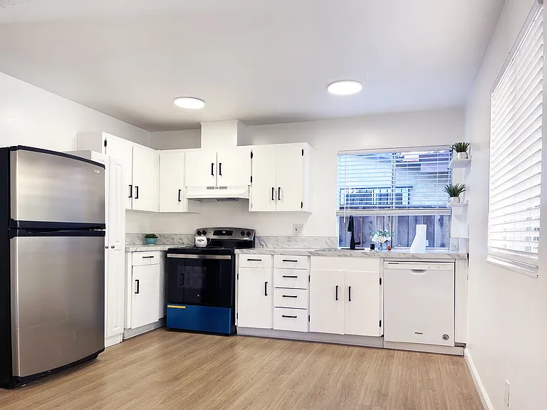 2365 Fallingtree Dr — Photo 14