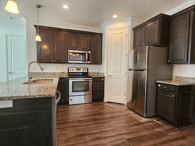 663 N 150 E #51 — Photo 6