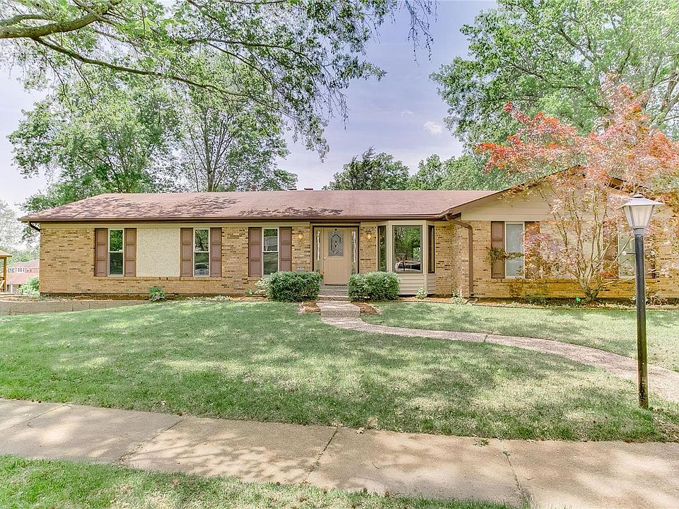 1st image of 10047 Hilltop Dr