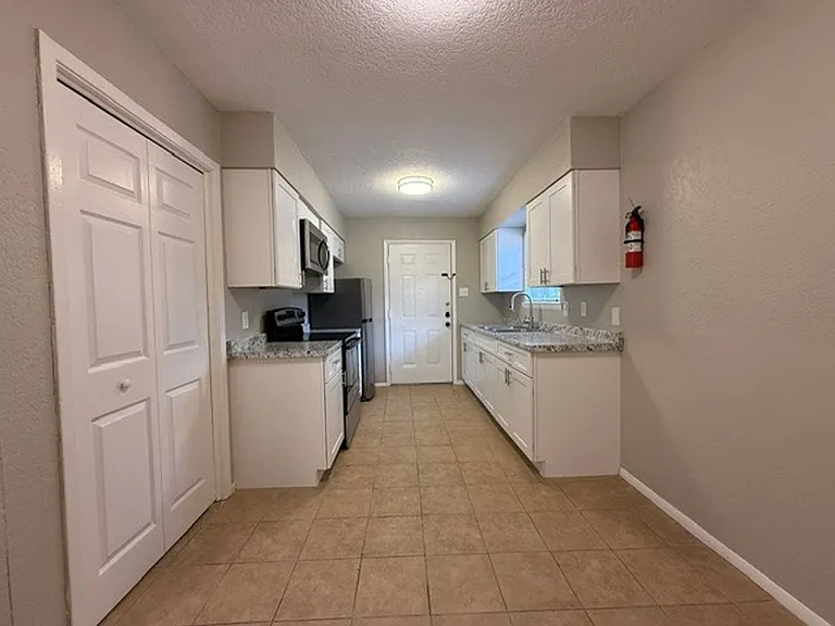 516 Gentleman Road — Photo 38