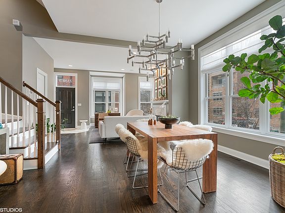 4th image of 2330 W Wabansia Ave #3