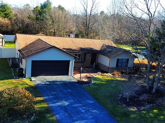 2nd image of 278 Flint Mountain Dr