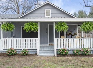 724 Scarbrough St, Rockdale, TX 76567