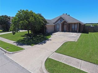 3401 Sea Breeze Ln, Rowlett, TX 75088
