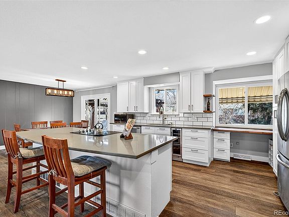 3rd image of 6550 Van Gordon Court
