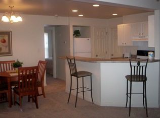 1020 Red Brick Ct, Evansville, IN 47720