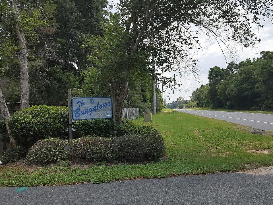 1st image of 4552 Barrington Ln #4552
