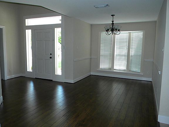 5th image of 1406 Joseph Ct