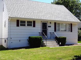 104 Pleasant Ave, Iselin, NJ 08830