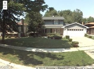 4238 Pinewood Ln, Matteson, IL 60443