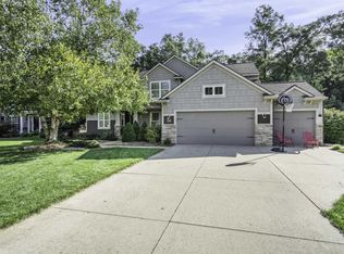 3710 Atwater Hills Ct NE, Grand Rapids, MI 49525