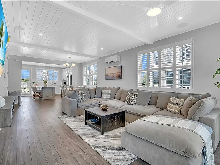 12511 Gulf Breeze Ter — Photo 10