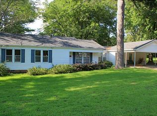 800 Hill St, Springhill, LA 71075