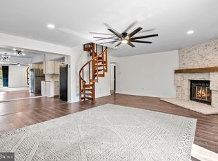 3750 Clarendon Ave UNIT 33, Philadelphia, PA 19114