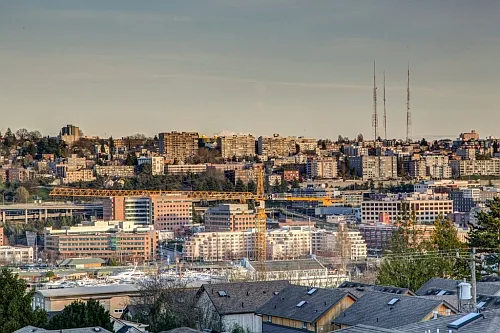 Bright Queen Anne Condo with Lake Union View - 2 bedrooms — Photo 2