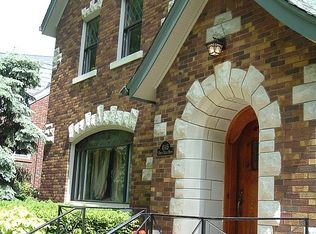 4145 Holly Hills Blvd, Saint Louis, MO 63116
