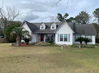 33 Doe Ln, Tifton, GA 31793