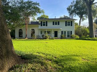 5416 Braeburn Dr, Bellaire, TX 77401