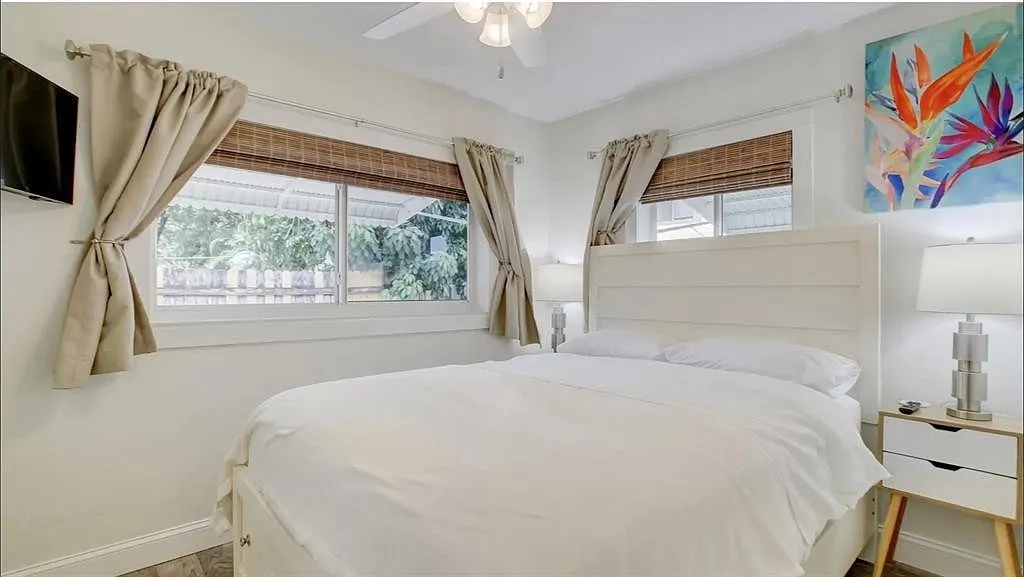 2 bed, 1.0 bath, 732 sqft, $2,450 — Photo 4