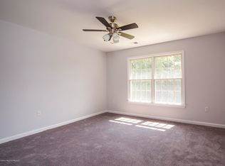 6 Winding Woods Way, Freehold, NJ 07728