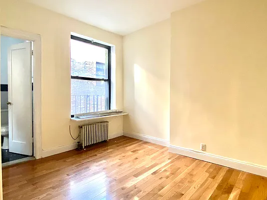 Rented by Compass | media 4