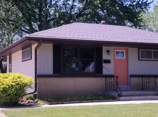 8713 W Custer Ave, Milwaukee, WI 53225