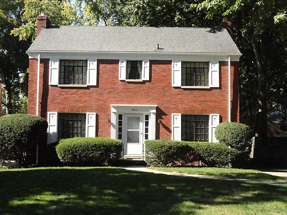 2nd image of 2453 Middlesex Dr