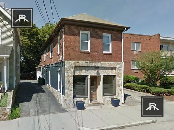 393 Langley Rd #2