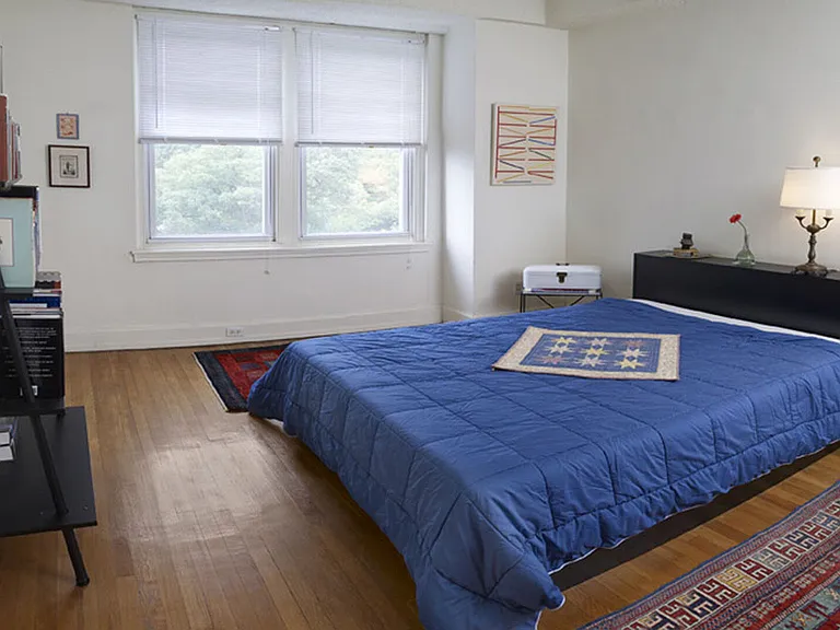 McCallum Apartments — Photo 18