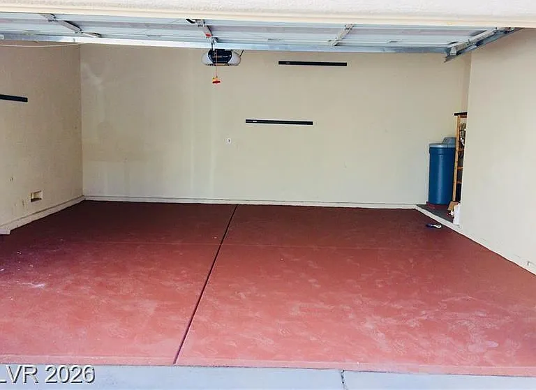 8897 Houston Ridge Ave — Photo 10