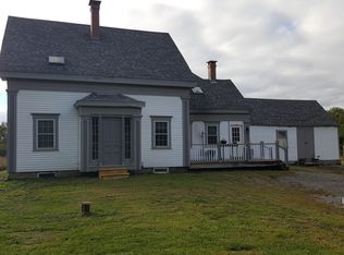 150 Williams Pond Rd, Bucksport, ME 04416