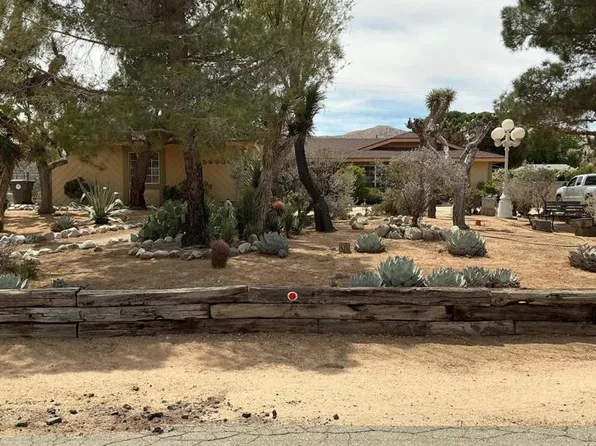 56605 Navajo Trl, Yucca Valley, CA 92284