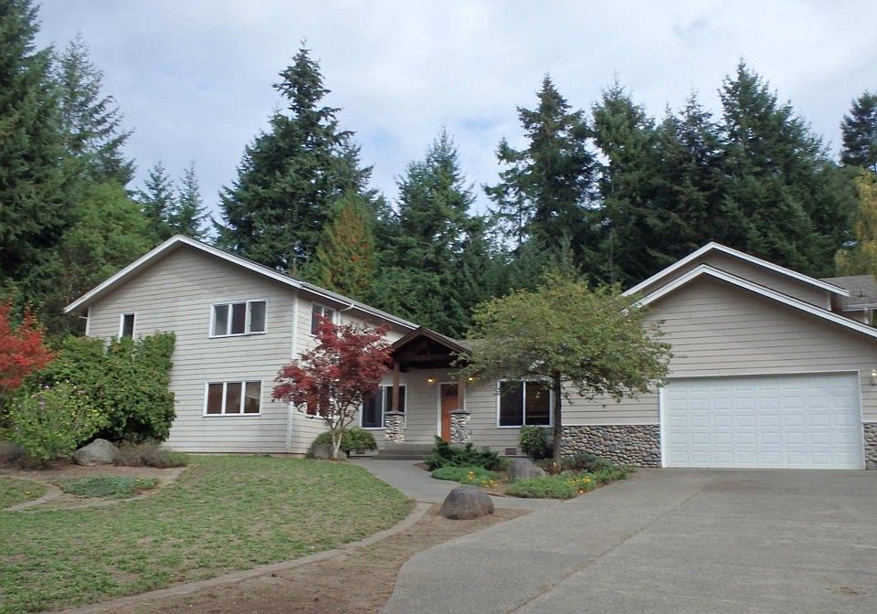 1st image of 10011 69th Ave NW