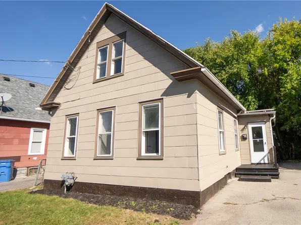 26 Cedar St, Rochester, NY 14611