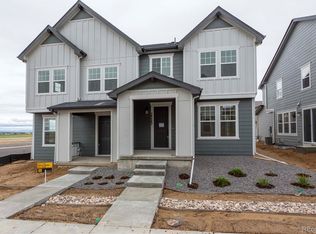 28482 E 6th Pl, Aurora, CO 80018