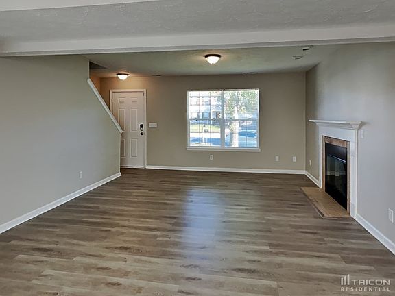 2nd image of 5723 Brobeck Ct