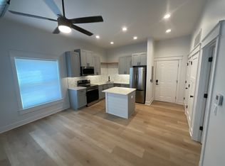 1306 2nd St APT 3, Perry, IA 50220