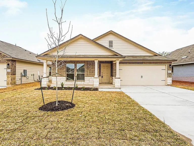 117 Nathaniel Dr — Photo 1