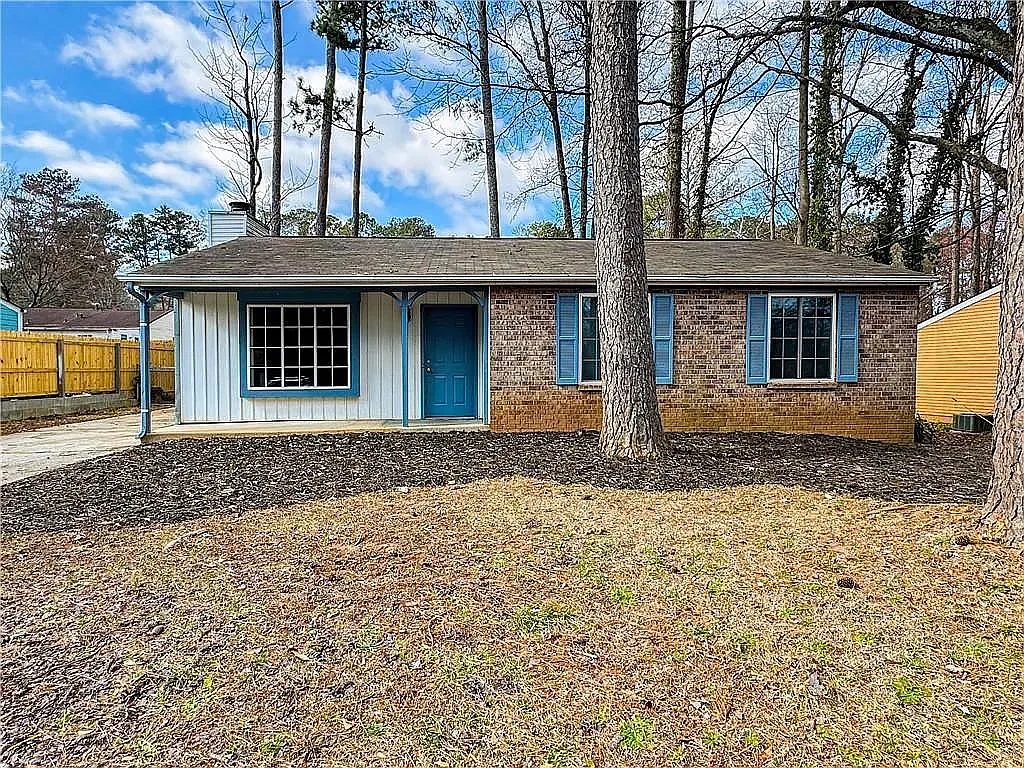 3 bed, 1188 sqft, $800 — Photo 1