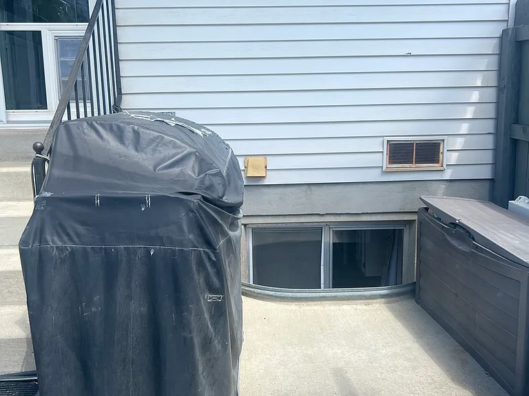 3290 E Bengal Blvd — Photo 14