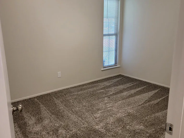 Third Bedroom as seen from hallway.
12'11"x9'10"