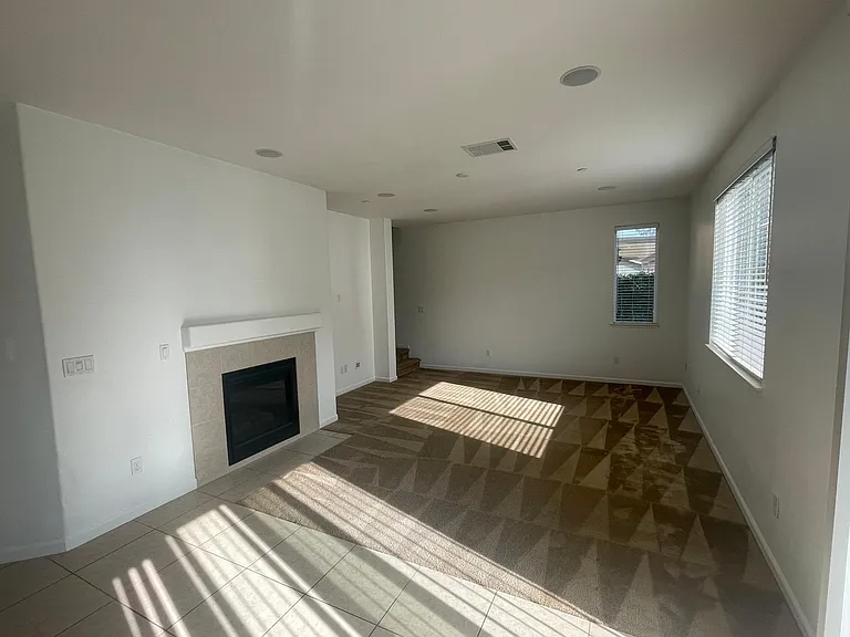 436 Potters Ln — Photo 7