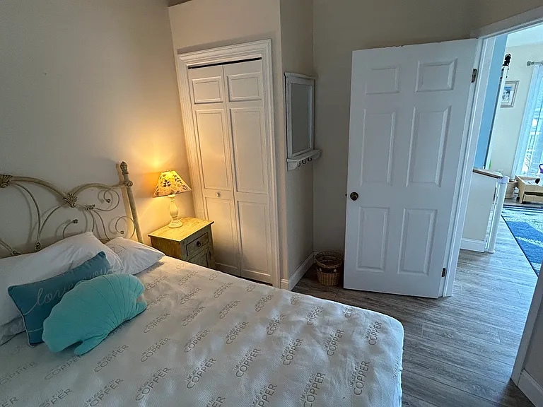 126 W Andrews Ave #1B — Photo 10