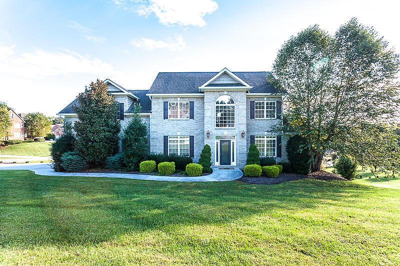 1st image of 3300 Vickie Karen Dr