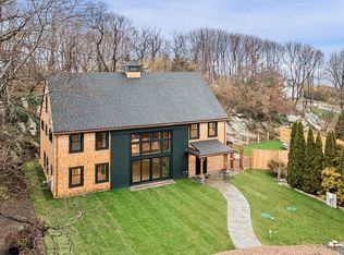 916 Washington St, Gloucester, MA 01930