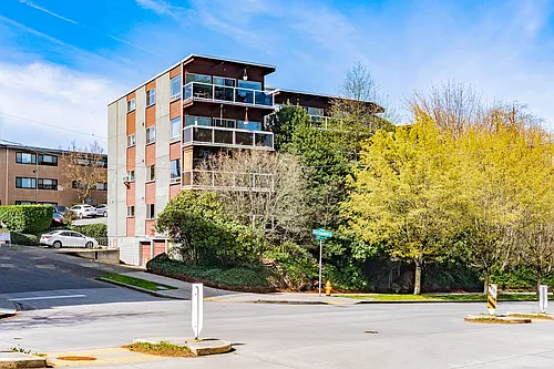 Fairway Apartments Photo 1